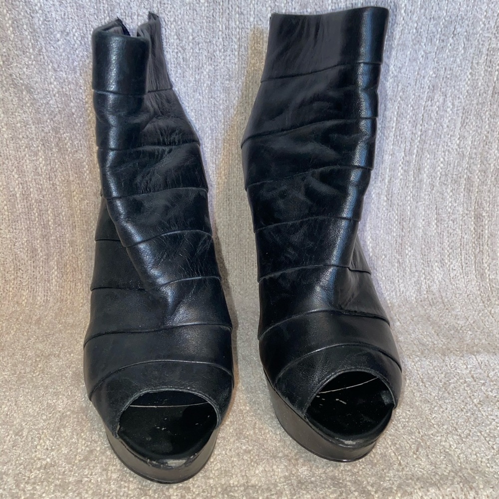 black heel boots